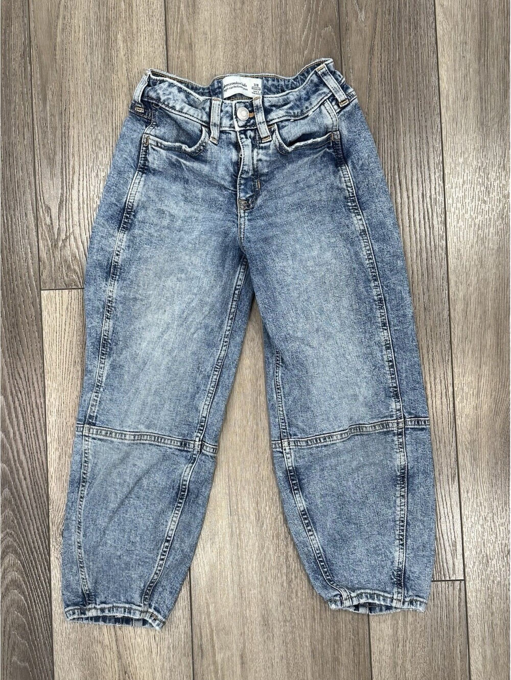 Abercrombie Kids High Rise Balloon Jeans 7/8 Regular Mid Wash Blue Denim